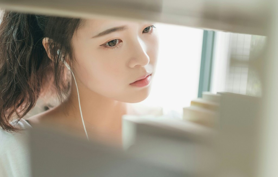 “吼~”